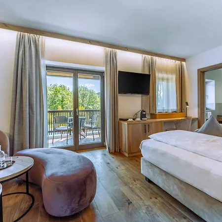 Hotel Ansitz Rungghof Appiano Sulla Strada Del Vino