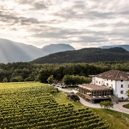 Hotel Ansitz Rungghof Appiano Sulla Strada Del Vino